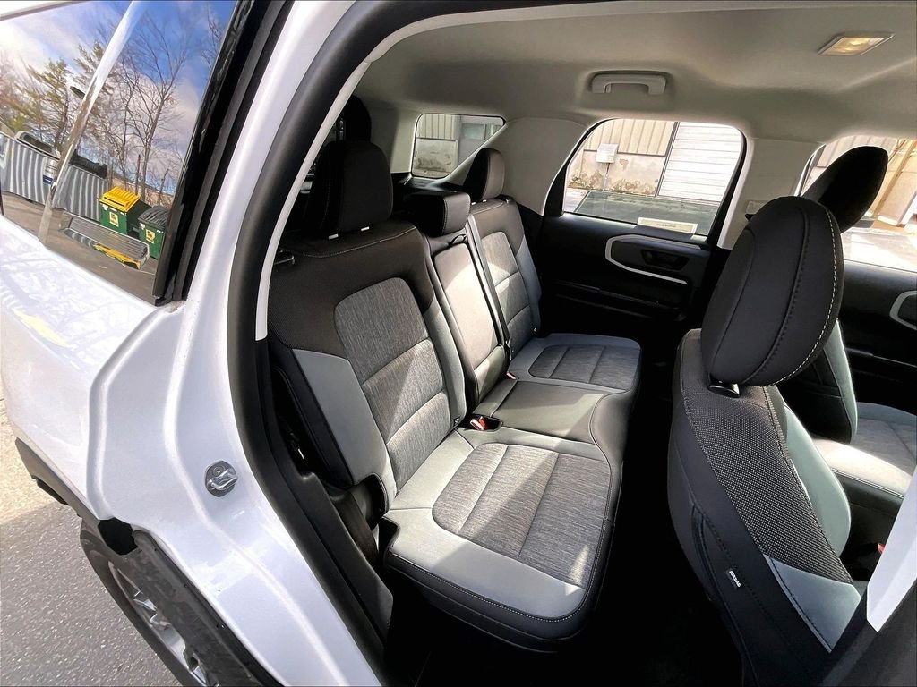 Used 2023 Oxford White Ford Big Bend image 16