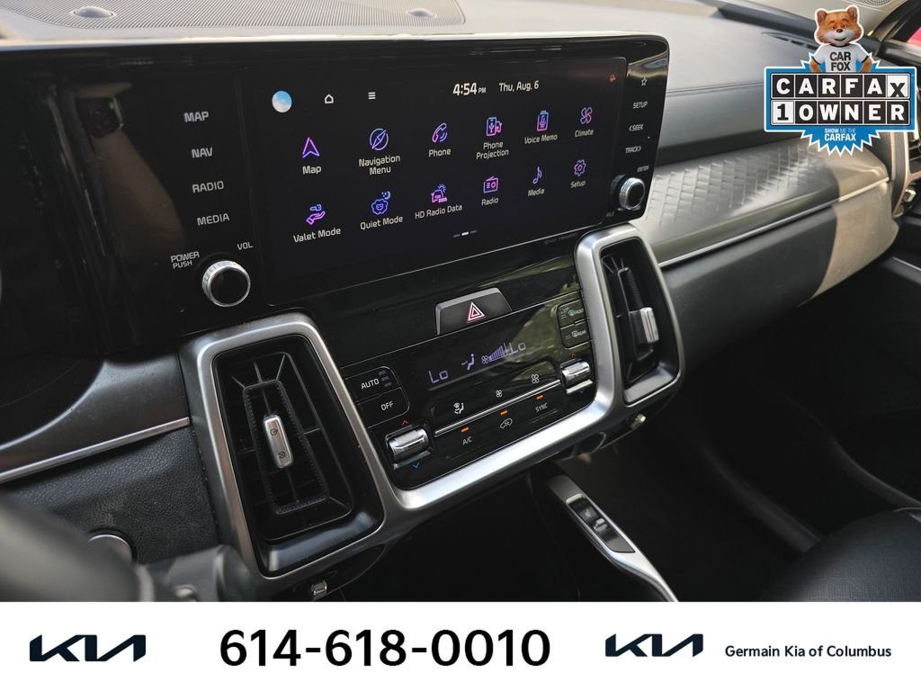 Used 2022 White Kia S image 24