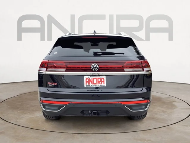 New 2026 Deep Black Pearl Volkswagen 2.0T SE W/TECHNOLOGY image 7