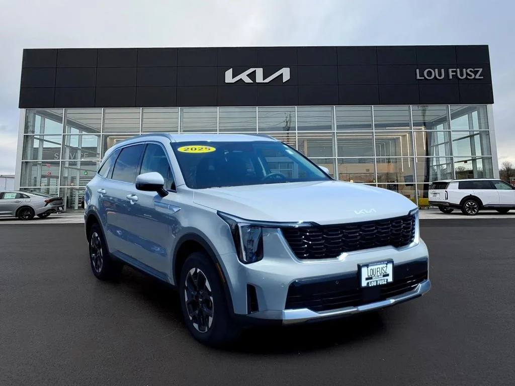 2025 Kia Sorento S AT 4WD's photo
