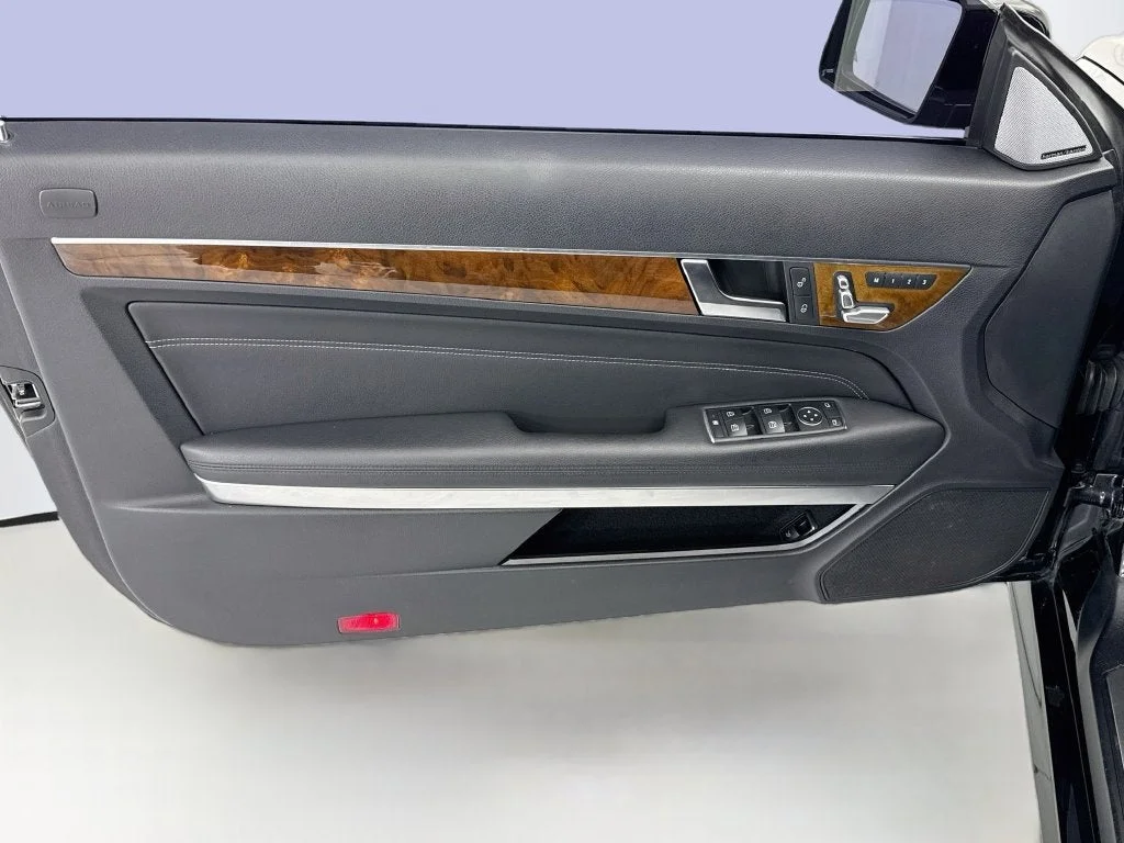 Used 2015  Mercedes-Benz E 550 image 22