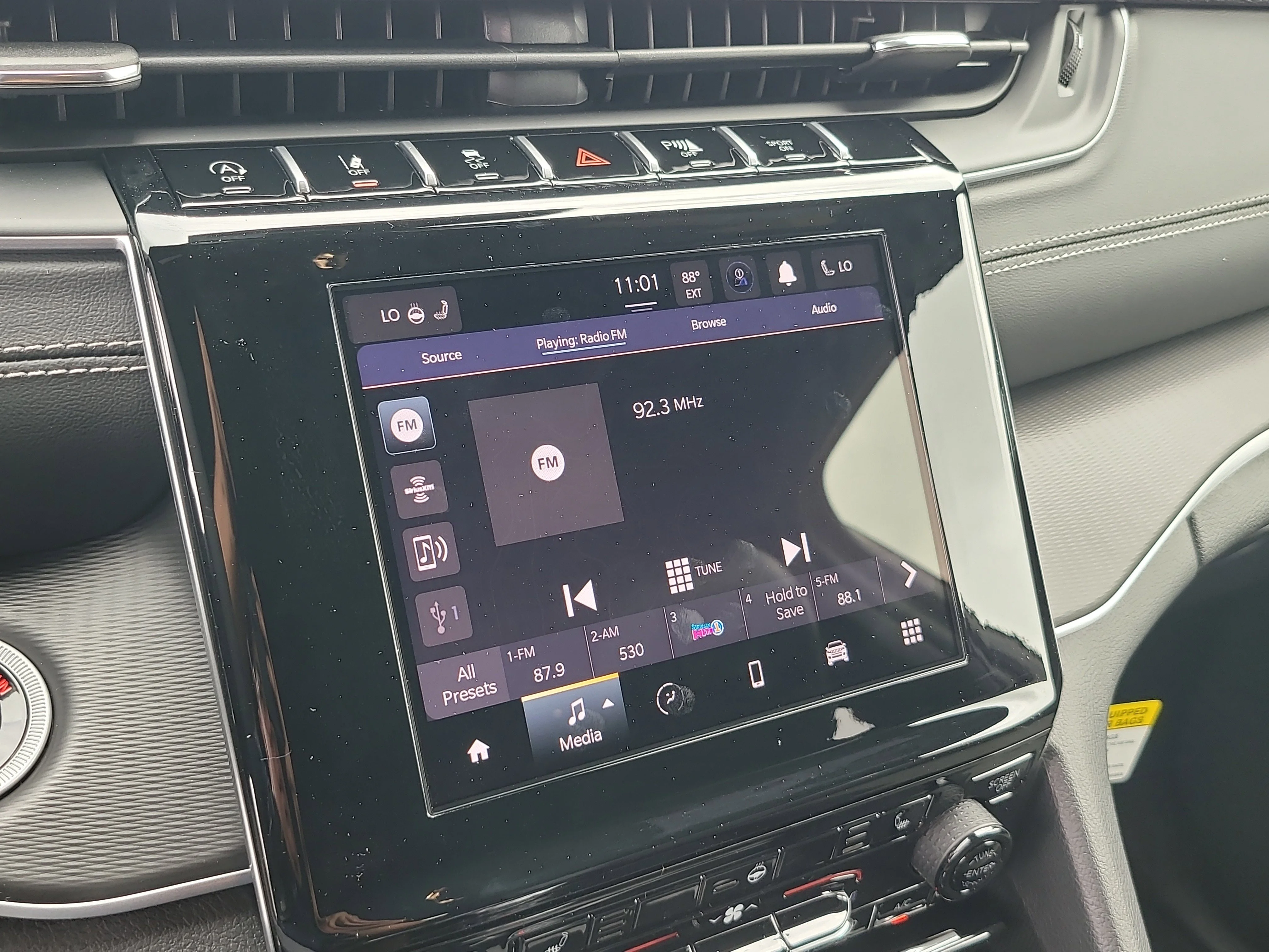 New 2025  Jeep Altitude X image 17
