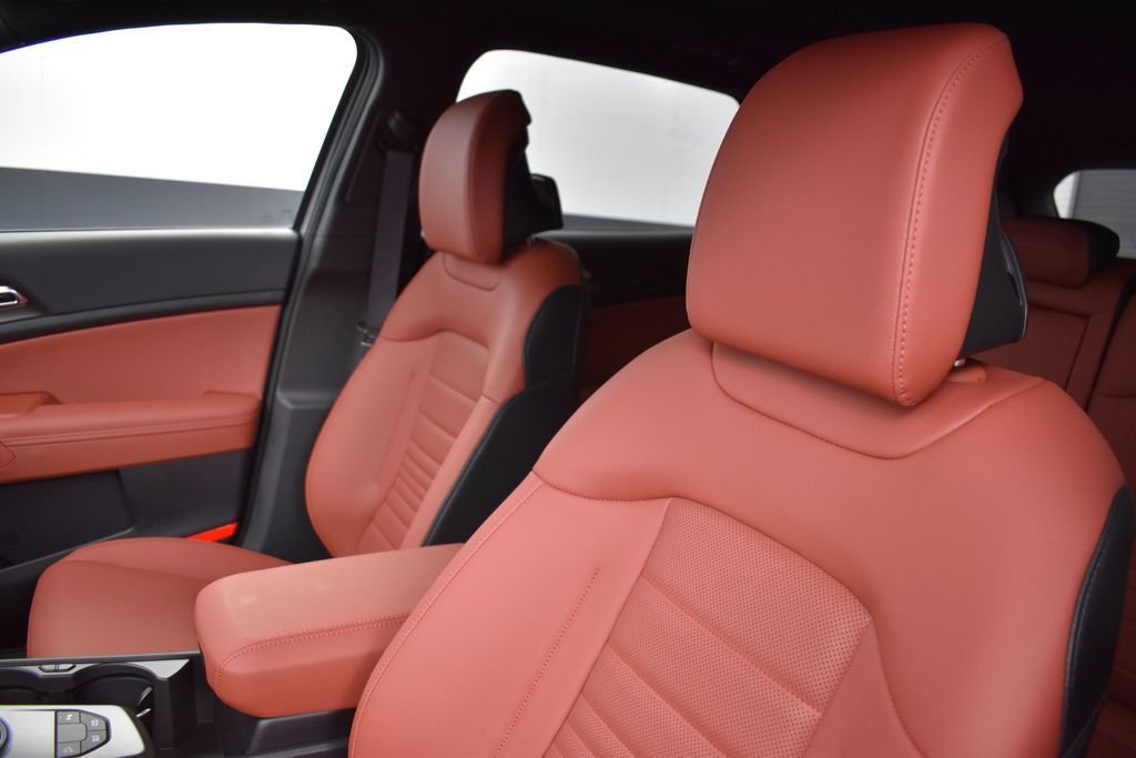 New 2026 Wolf Gray Kia SX Prestige image 9