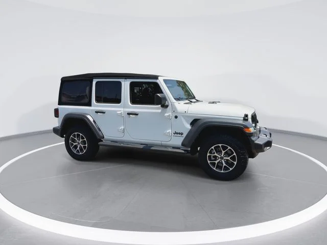 Used 2024 White Jeep Sport S image 2
