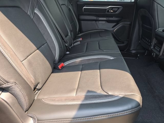 New 2026 Diamond Black Crystal Pearl-Coat Exterior Paint RAM RHO image 38
