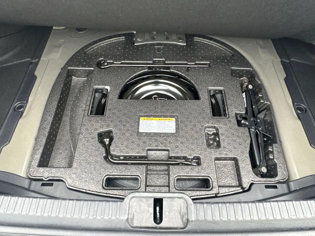 Used 2023 Black Lexus 250 image 21