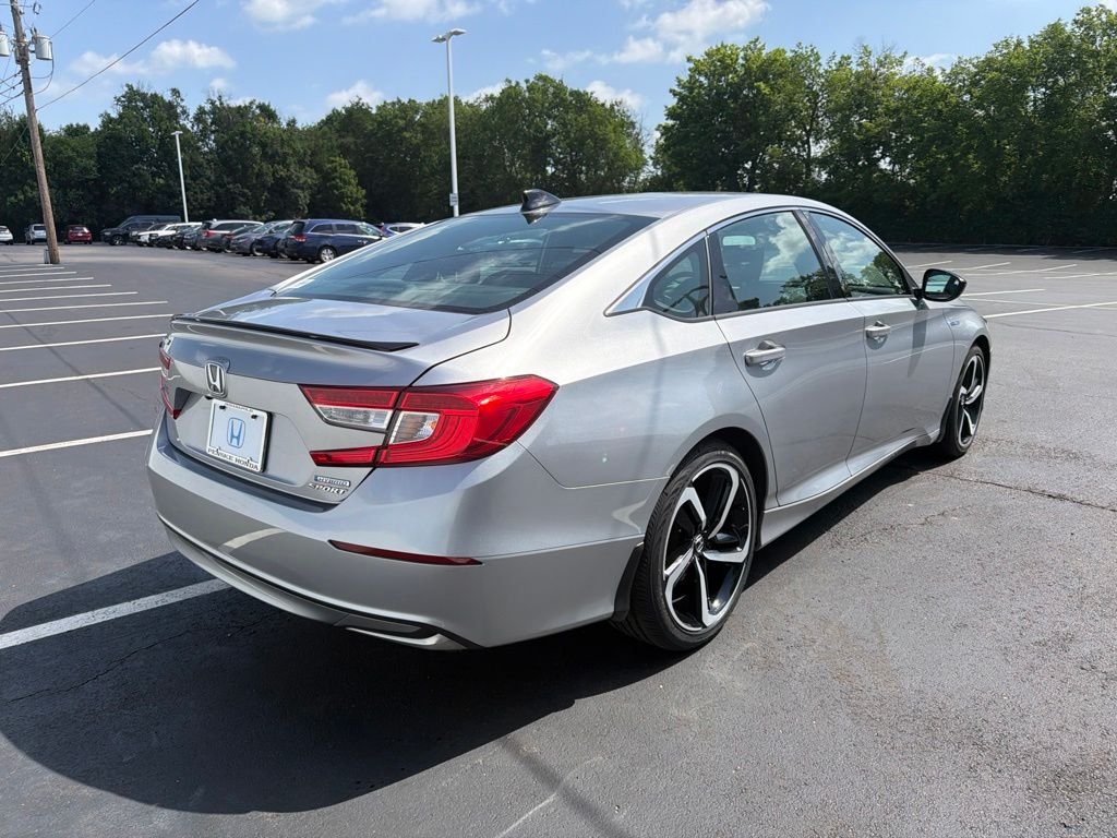 Certified Used 2022 Lunar Silver Metallic Honda Sport image 5