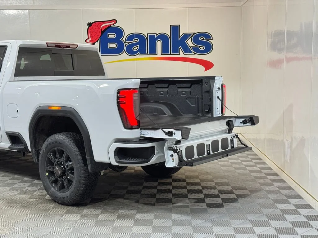 New 2026 Summit White GMC AT4 image 10