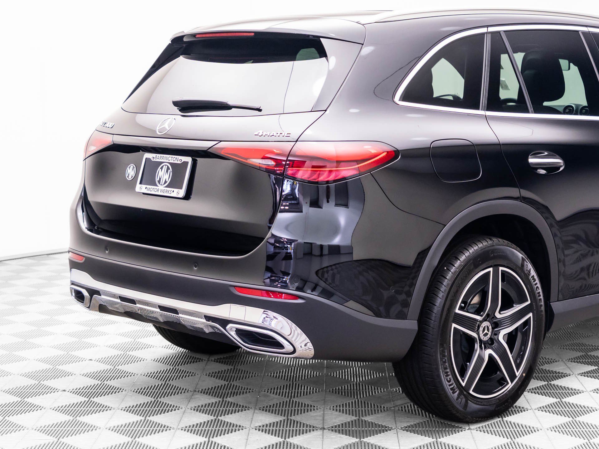 New 2027 Black Mercedes-Benz GLC 300 image 74