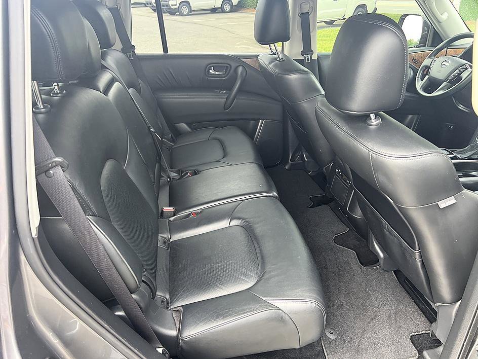 Used 2022 Gun Metallic Nissan SL image 16