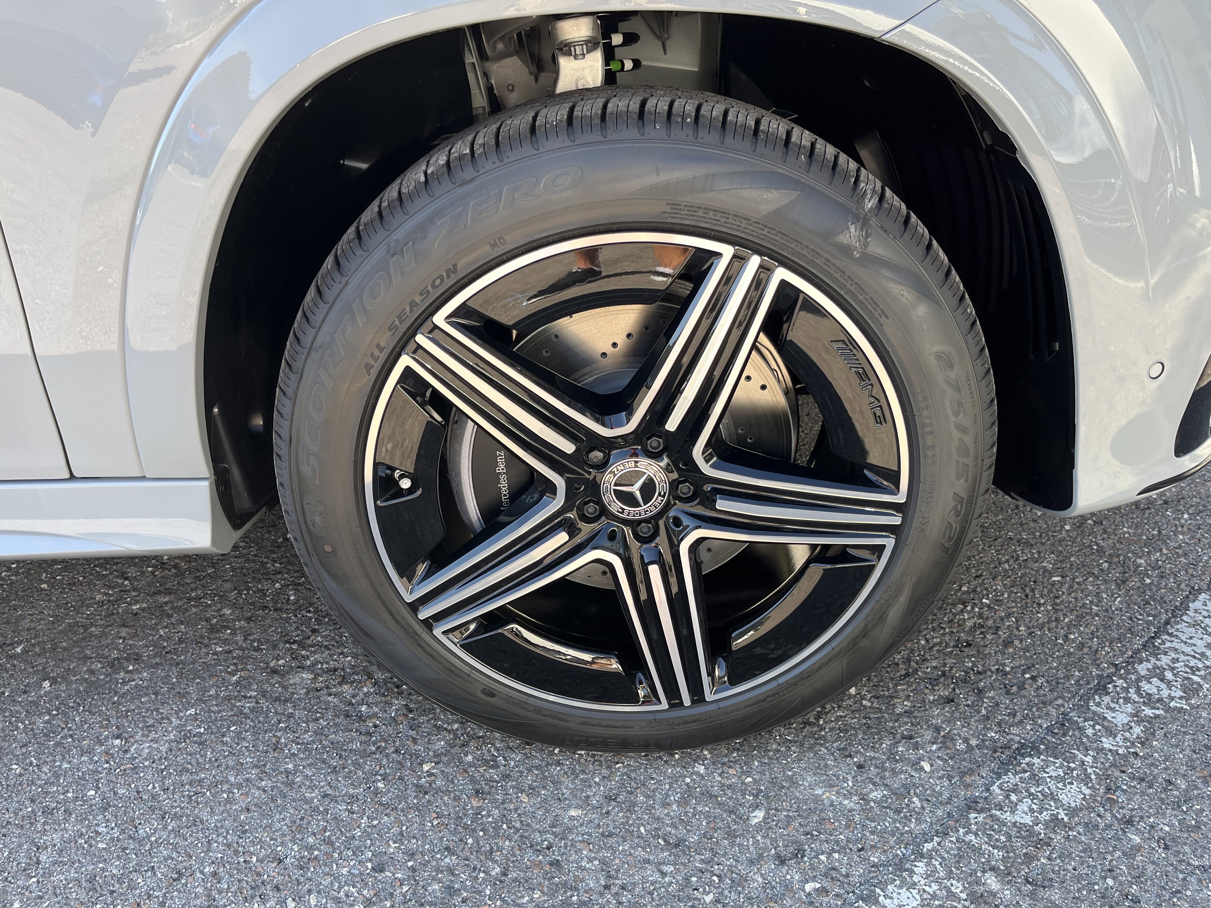 New 2026 MANUFAKTUR Alpine Grey Mercedes-Benz GLE 350 image 10