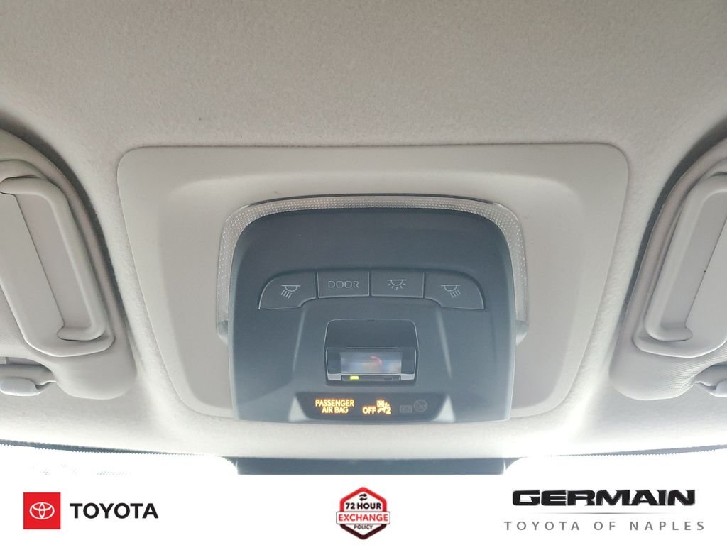 2023 Toyota Corolla LE - Photo 34
