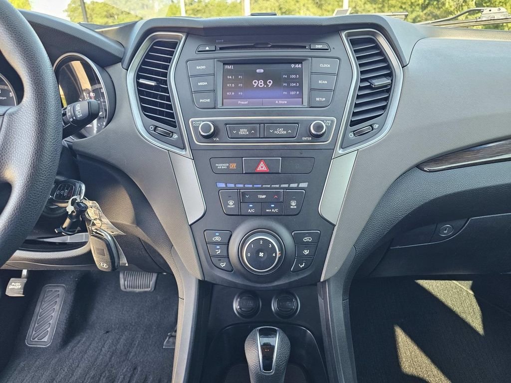 Used 2017 White Hyundai 2.4 Base image 30