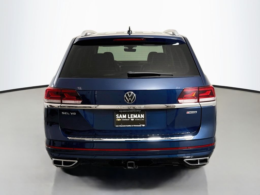 Used 2022  Volkswagen 3.6L V6 SEL Premium R-Line image 6