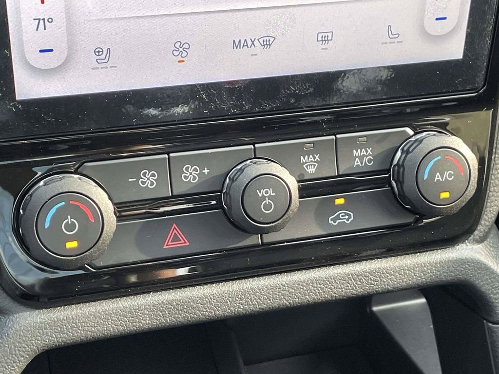 New 2025 Desert Sand Ford LARIAT® image 42