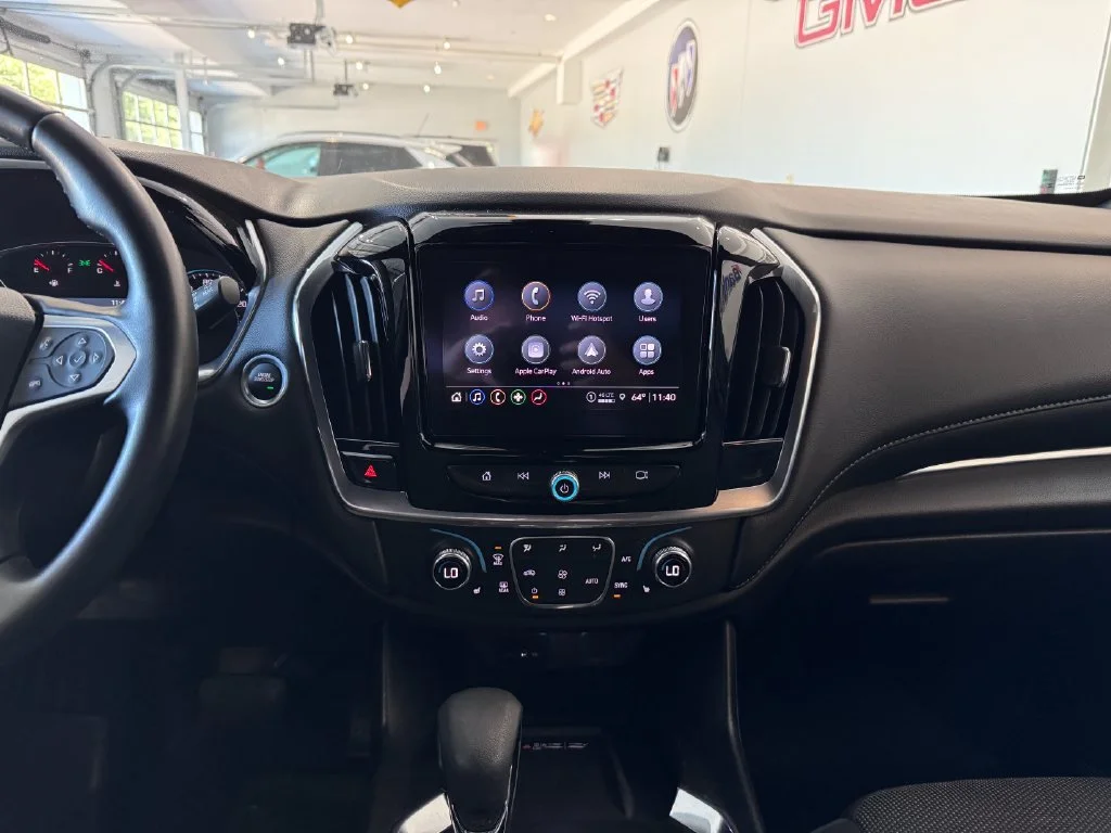 2023 Chevrolet Traverse 1LT - Photo 18