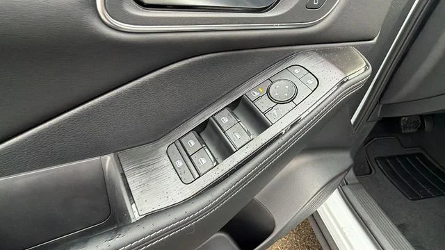 New 2026 Everest White Pearl TriCoat Nissan Platinum image 20