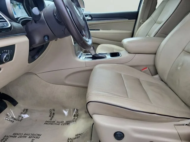 Used 2020 Black Jeep Overland image 22