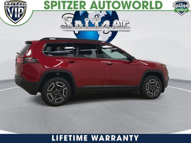 New 2026 Red Hot Pearl-Coat Exterior Paint Jeep Laredo image 10