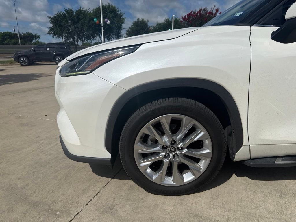 Used 2020 White Toyota Limited image 2