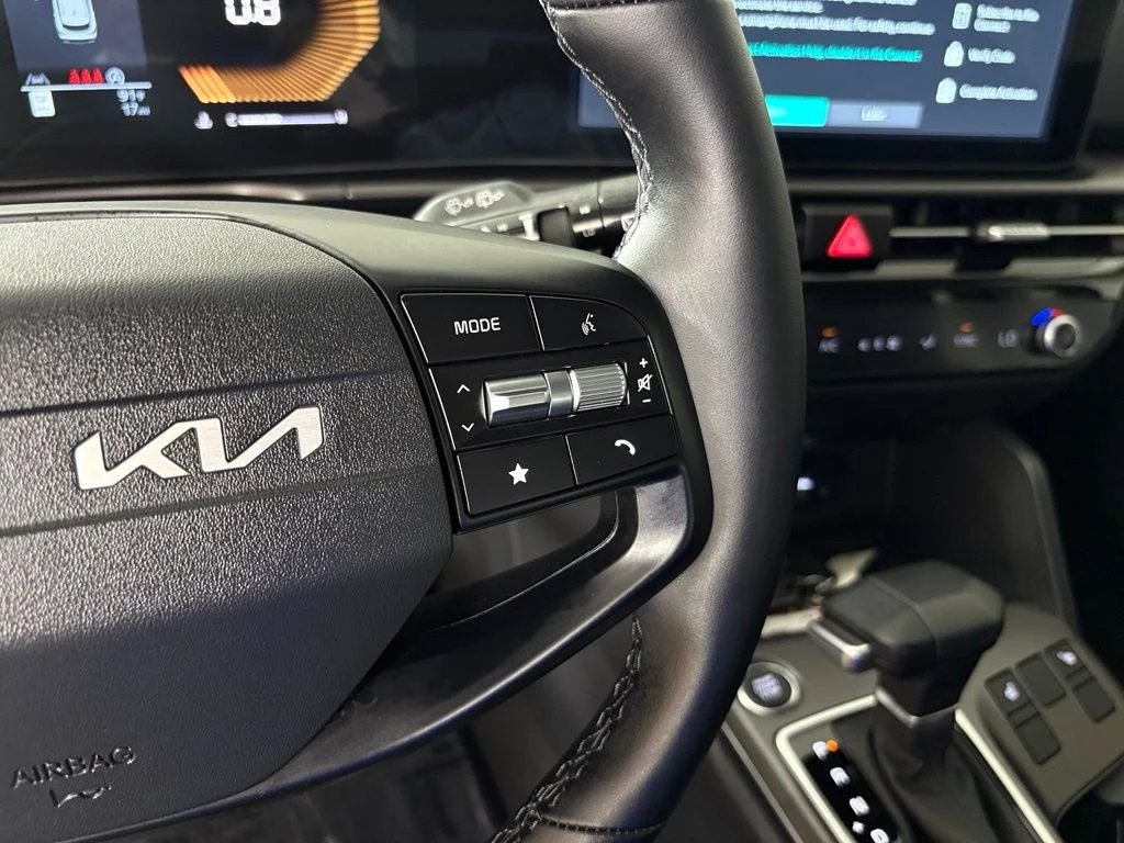 New 2026 Gravity Gray Kia EX image 20