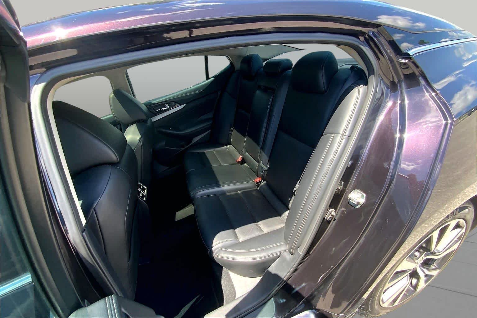 Used 2016 Bordeaux Black Nissan 3.5 SL image 21