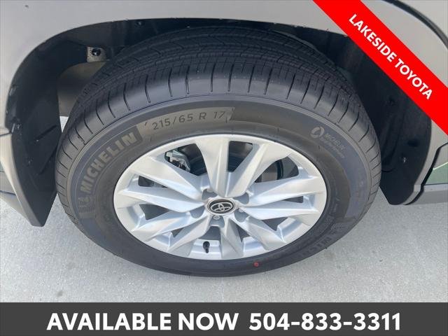 Certified Used 2026 CYPRESS Toyota  image 35