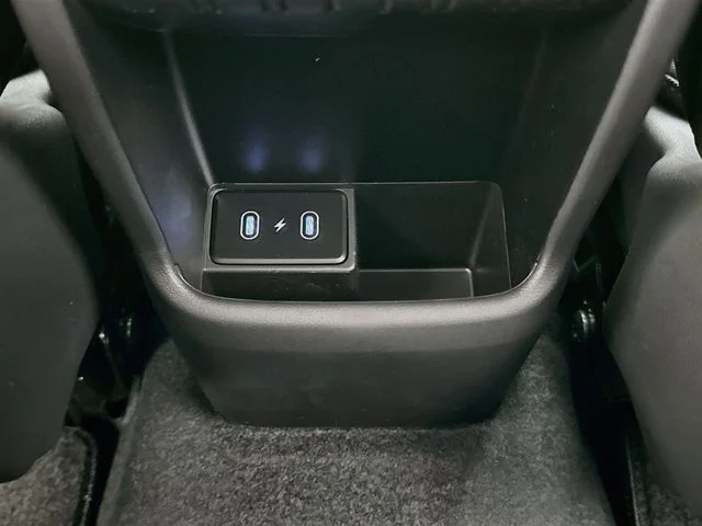 New 2027 Hyundai KONA SE