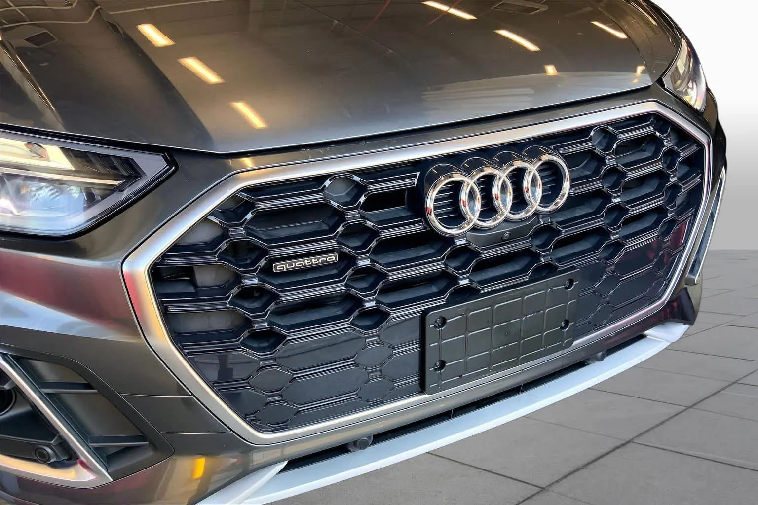 Used 2023 Daytona Gray Pearl Effect Audi S line Premium Plus image 30