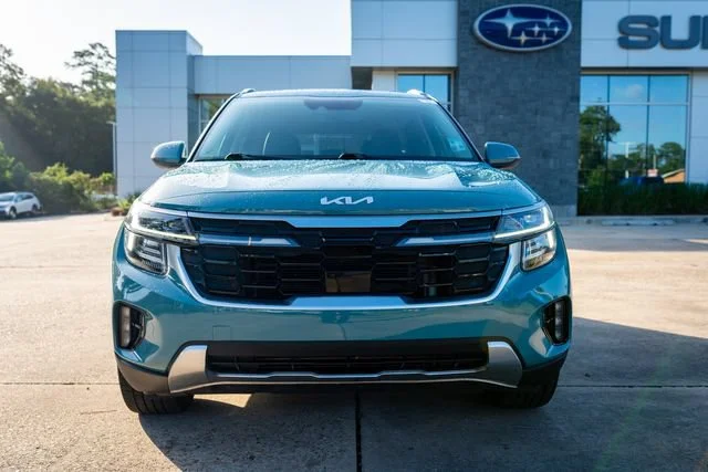 Used 2024 Pluton Blue Kia SX image 12