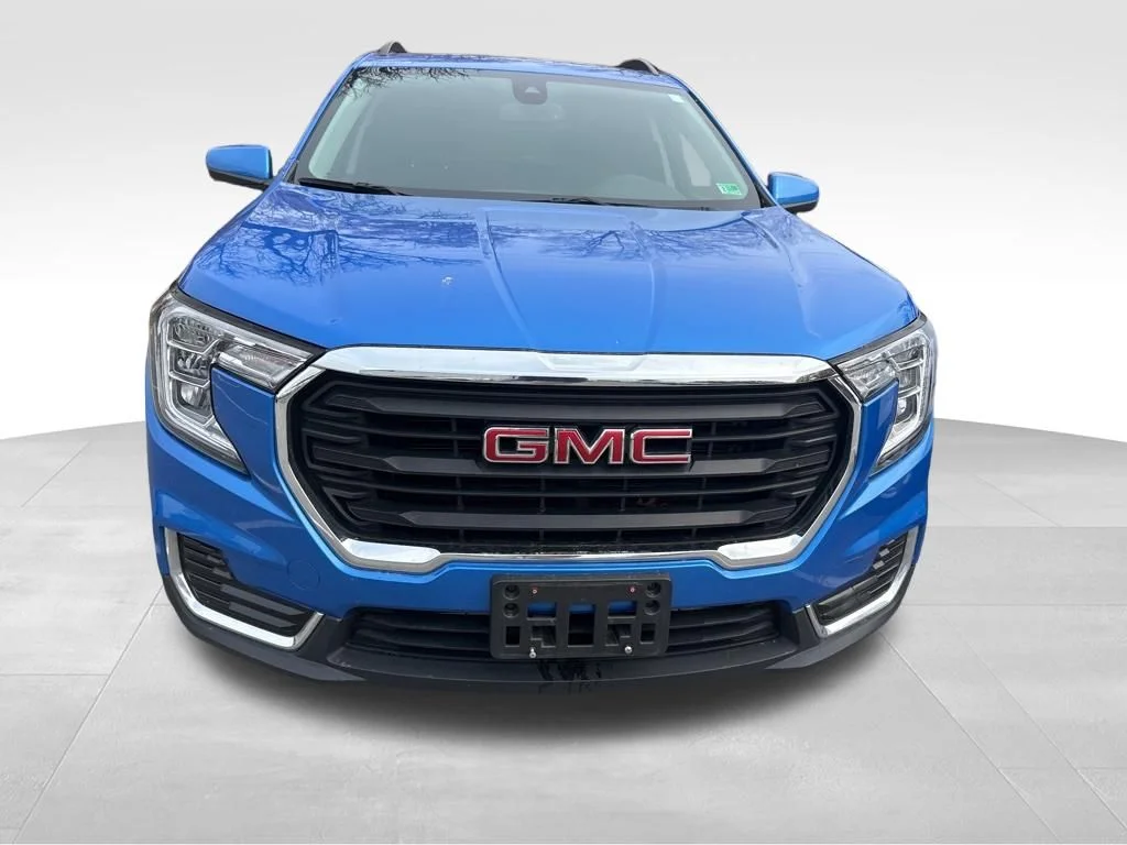 Used 2024 Blue GMC SLE image 7