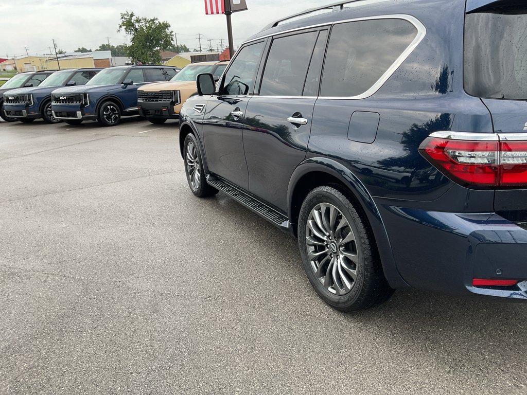 Used 2023 Hermosa Blue Pearl Nissan Platinum image 8