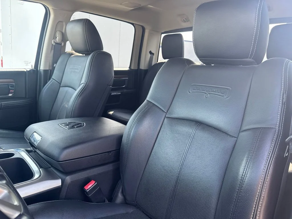 Certified Used 2018 Brilliant Black Crystal Pearlcoat Ram Laramie image 15