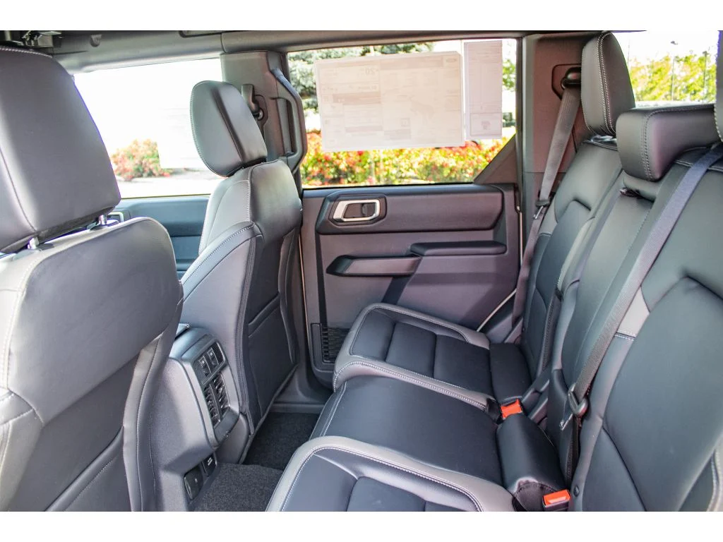 New 2026 Desert Sand Ford Outer Banks® image 21