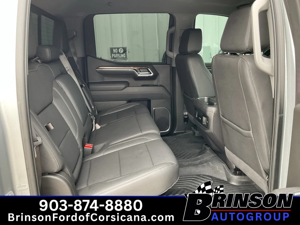 Used 2025 Sterling Gray Metallic Chevrolet LT Trail Boss image 19