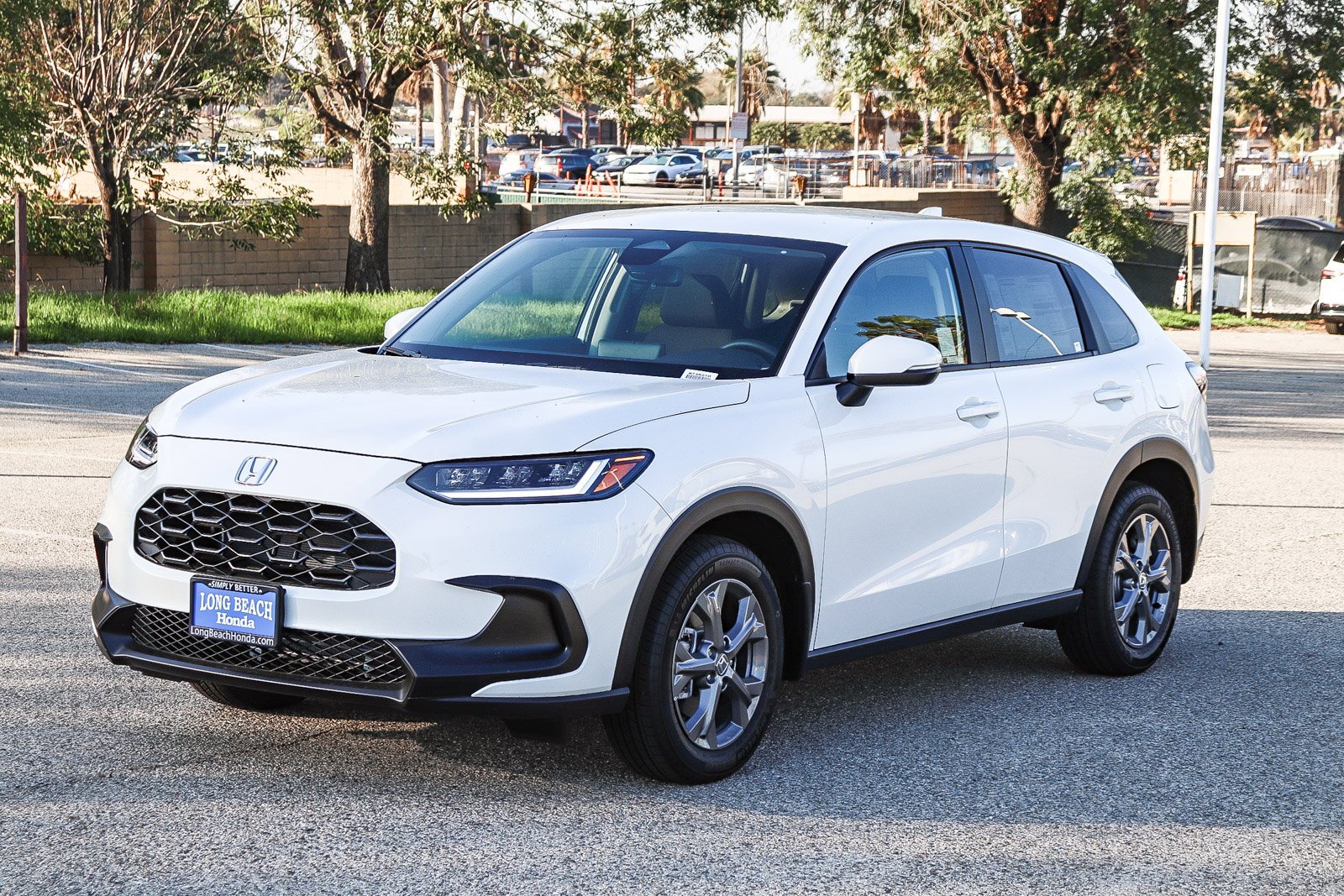 New 2027 Platinum White Pearl Honda LX image 3