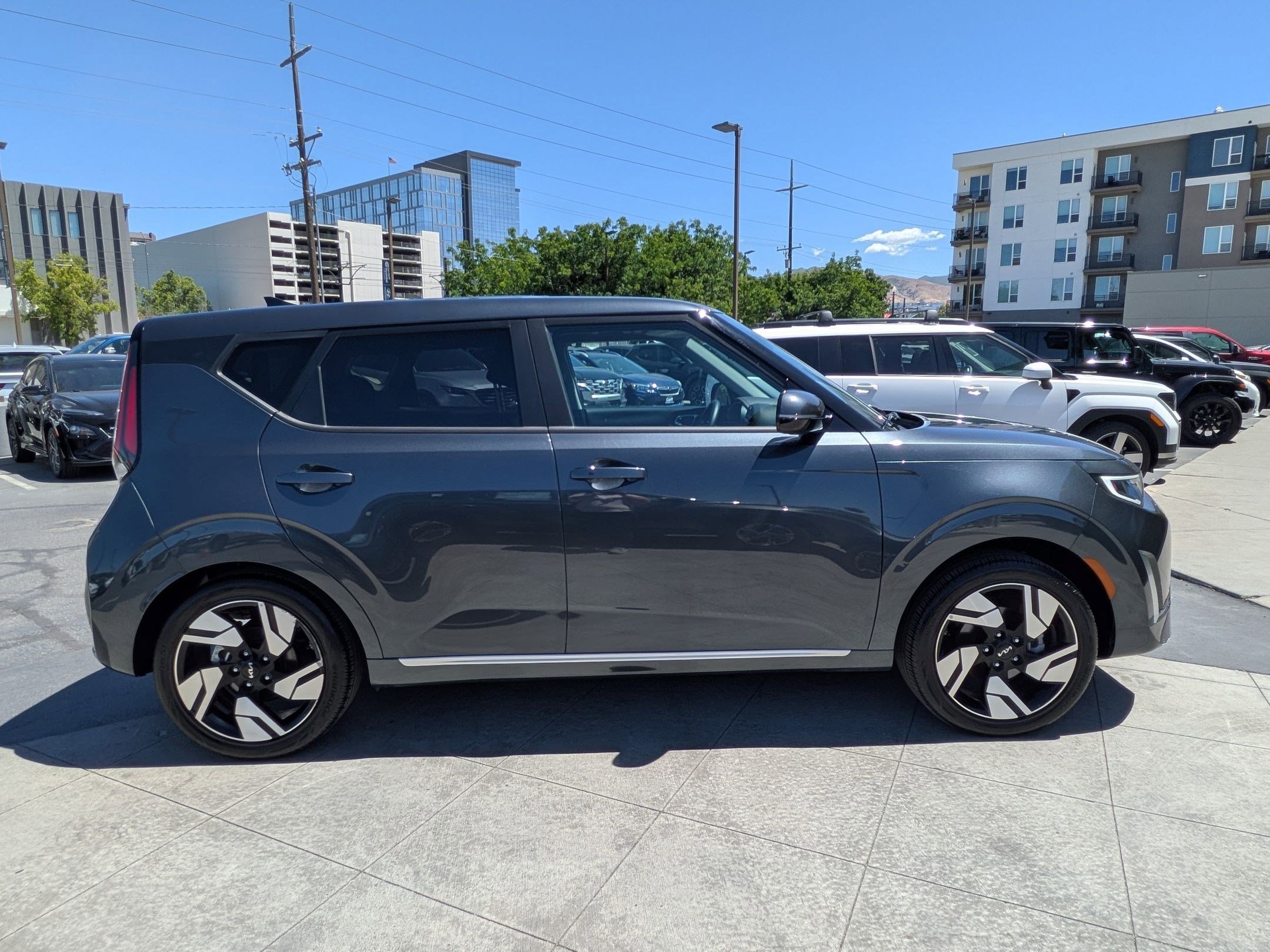 Used 2025 Gravity Gray Kia GT-Line image 2