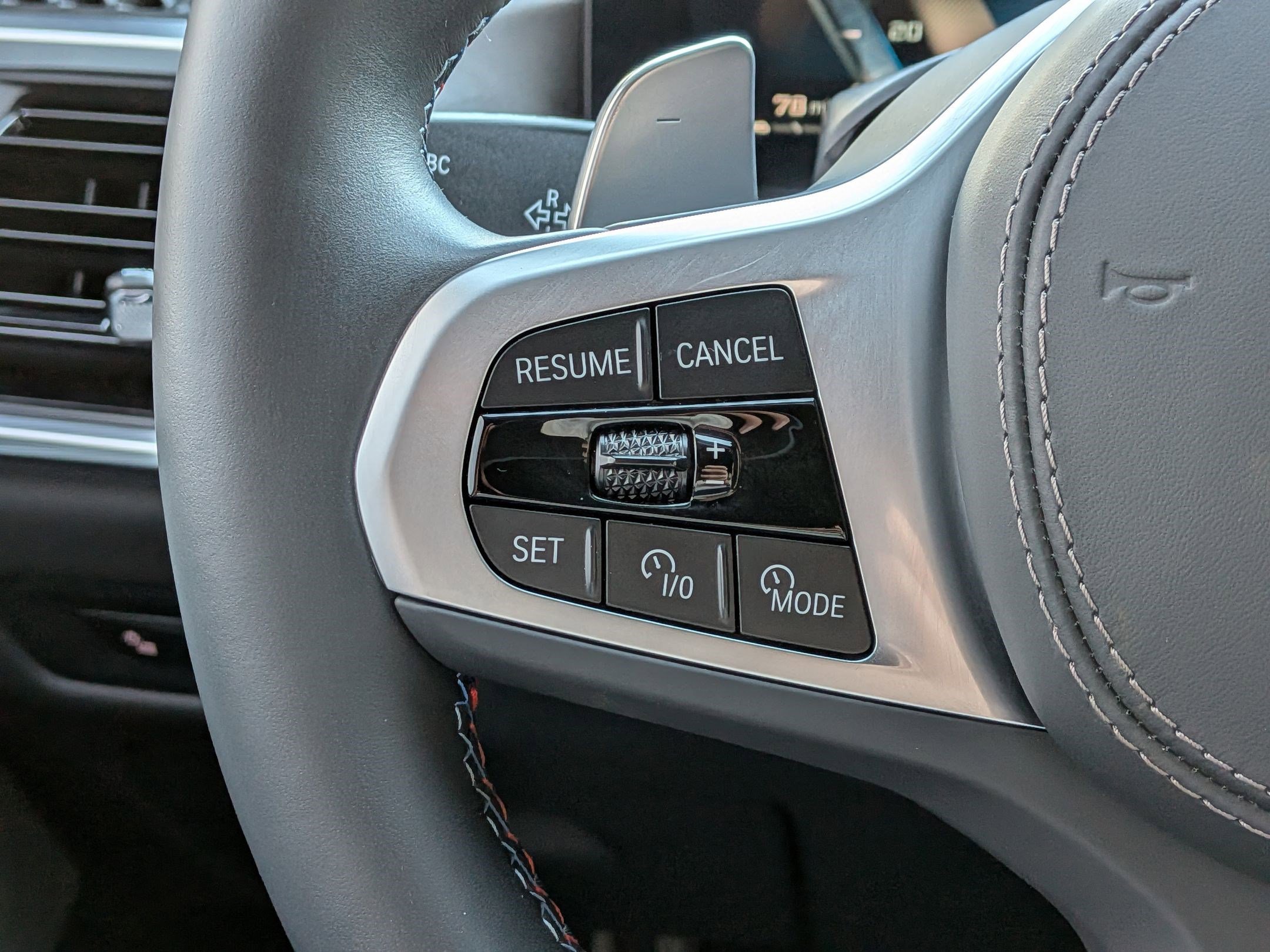 2025 BMW X5 M60i - Photo 16