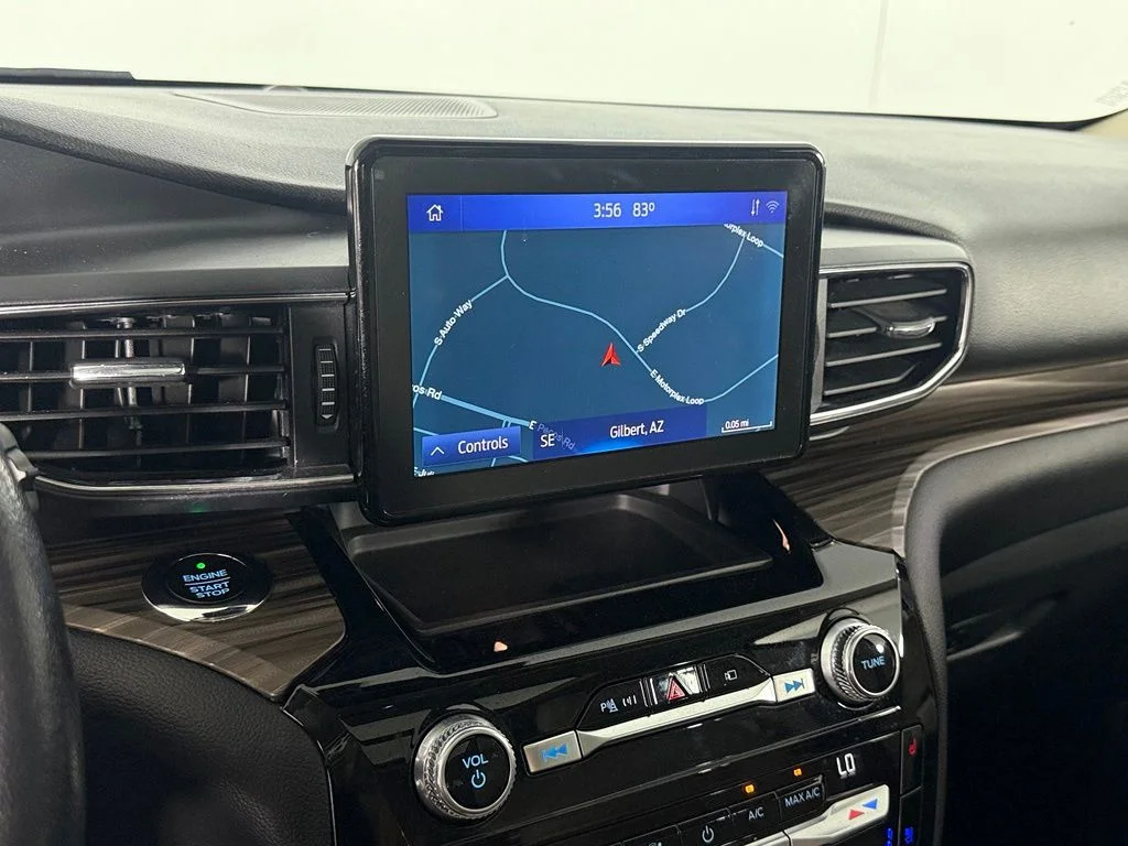 Used 2021 White Ford Limited image 22