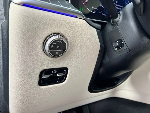 New 2026 Graphite Grey Metallic Mercedes-Benz GLC 300 image 23