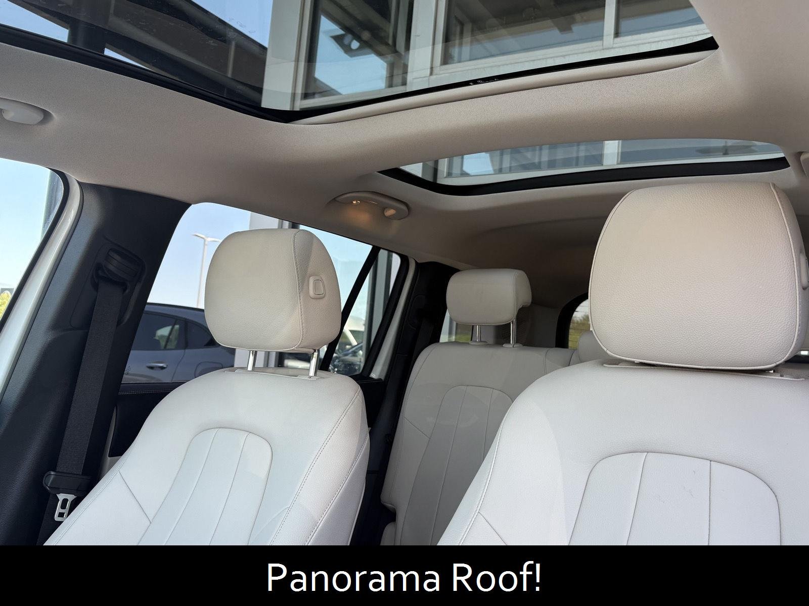 Certified Used 2023 Polar White Mercedes-Benz GLB 250 image 7