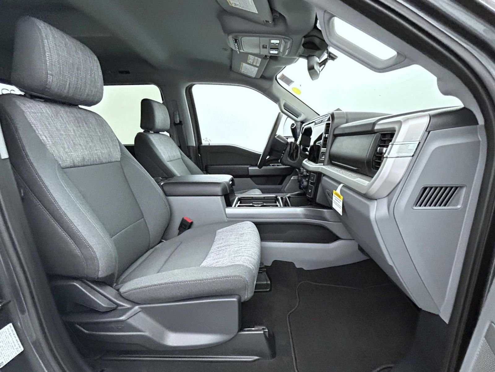 2026 Ford F-250 Super Duty XLT - Photo 15