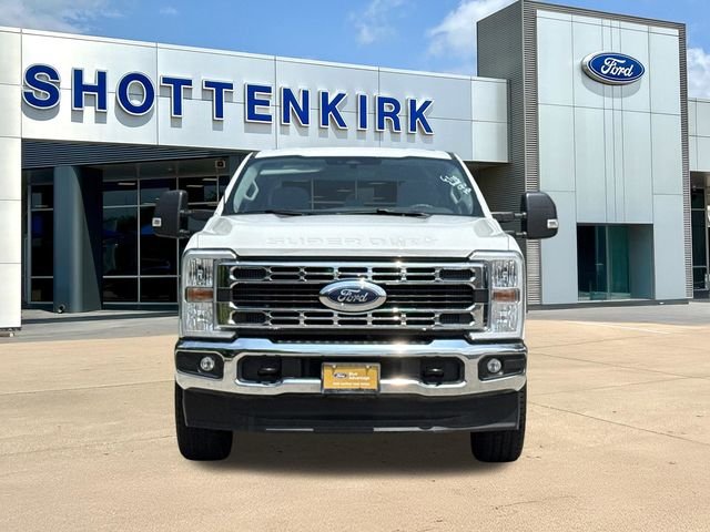 Used 2025 White Ford XLT image 2