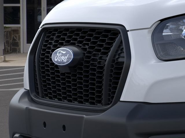 New 2026 Oxford White Ford Base image 17