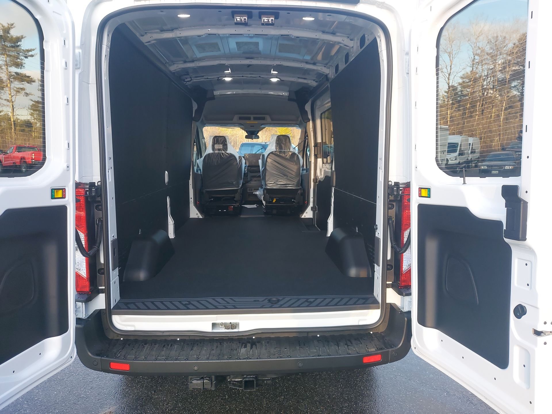 New 2026 Oxford White Ford Cargo Van image 3