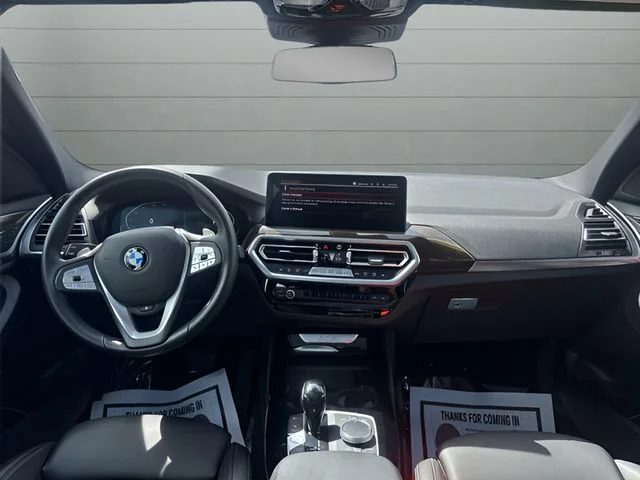 Used 2022 Red BMW xDrive30i image 14