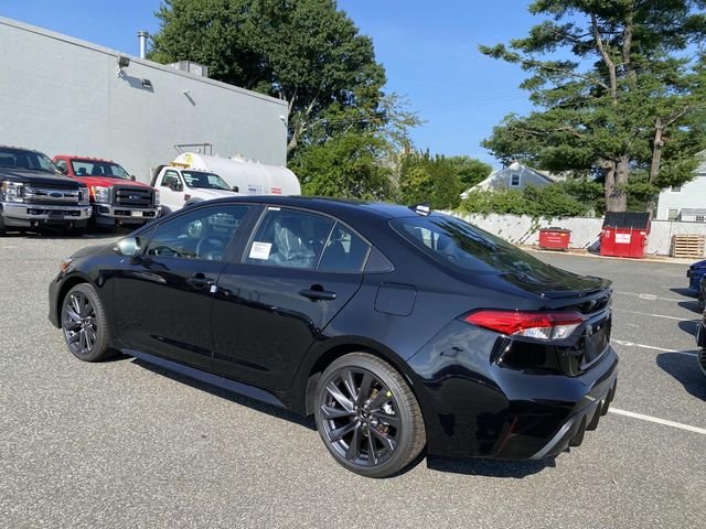 New 2026 Midnight Black Metallic Toyota SE image 3