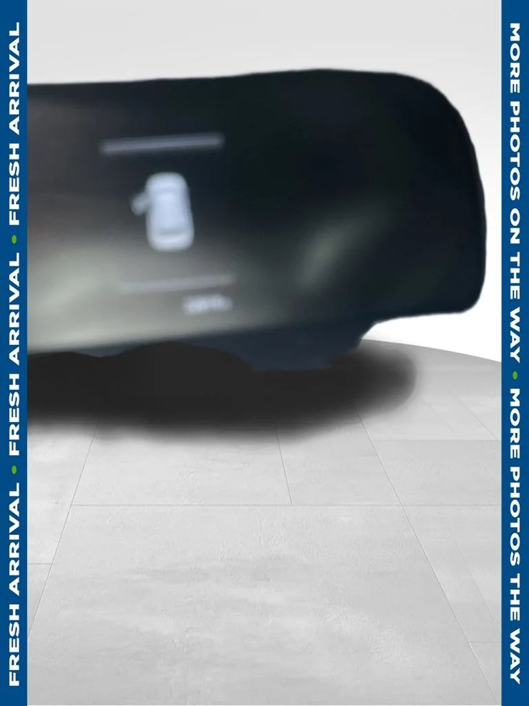 Used 2023 Gray Hyundai XRT image 1
