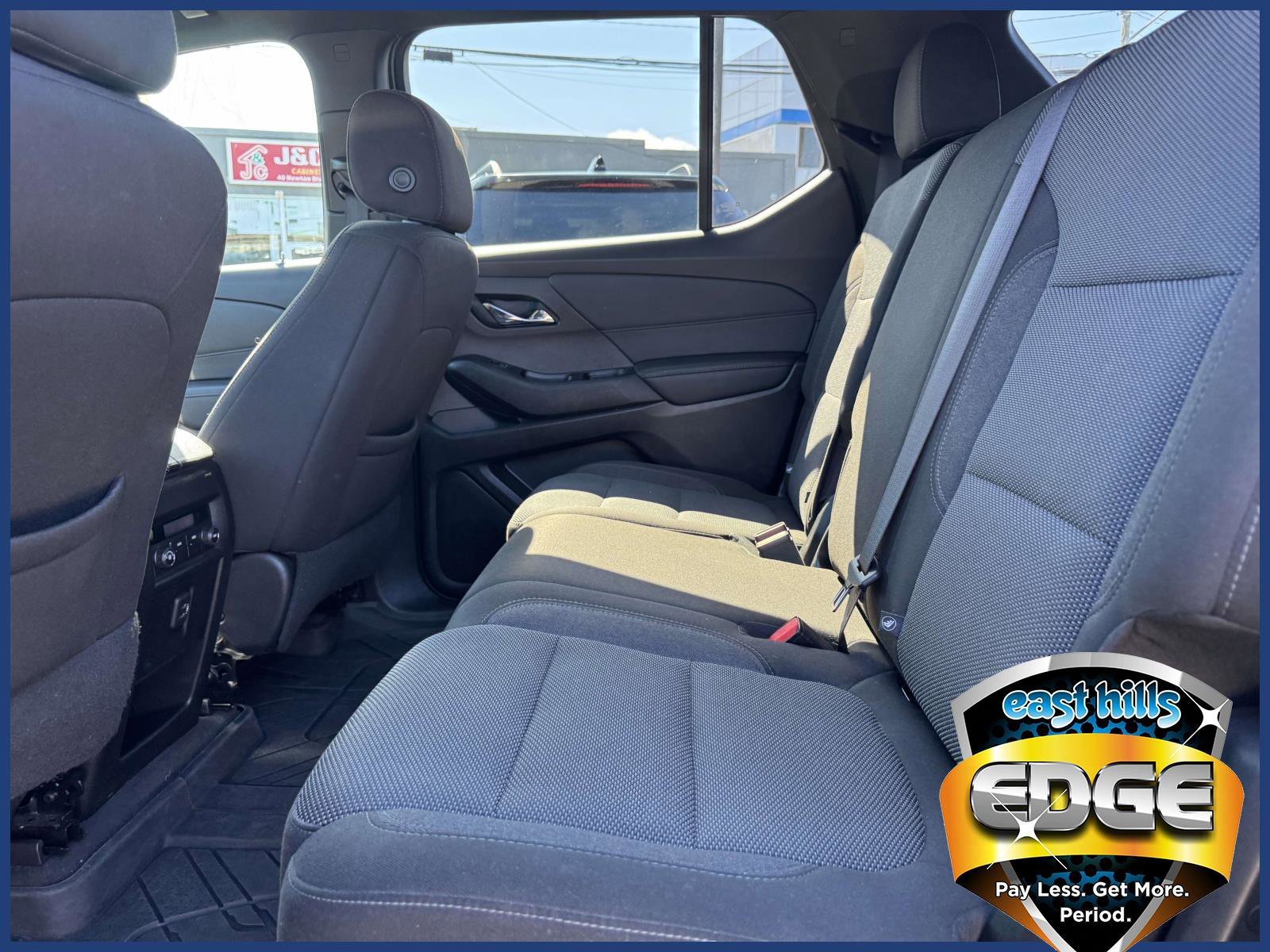2023 Chevrolet Traverse 1LT - Photo 10