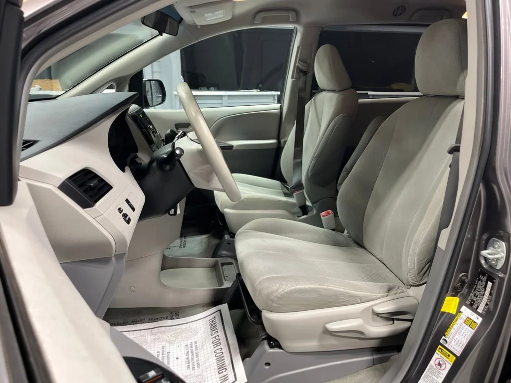 Used 2012 Predawn Gray Mica Toyota Base image 12